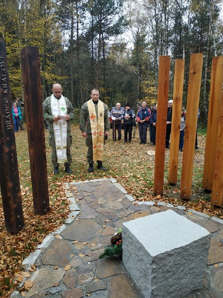 Turisticky pochod 64.jpg